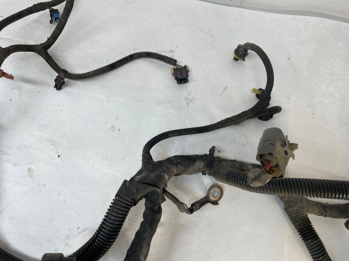 2013 Chevy Caprice PPV Engine Automatic Transmission Wire Wiring Harness OEM - Day's Parts Yard