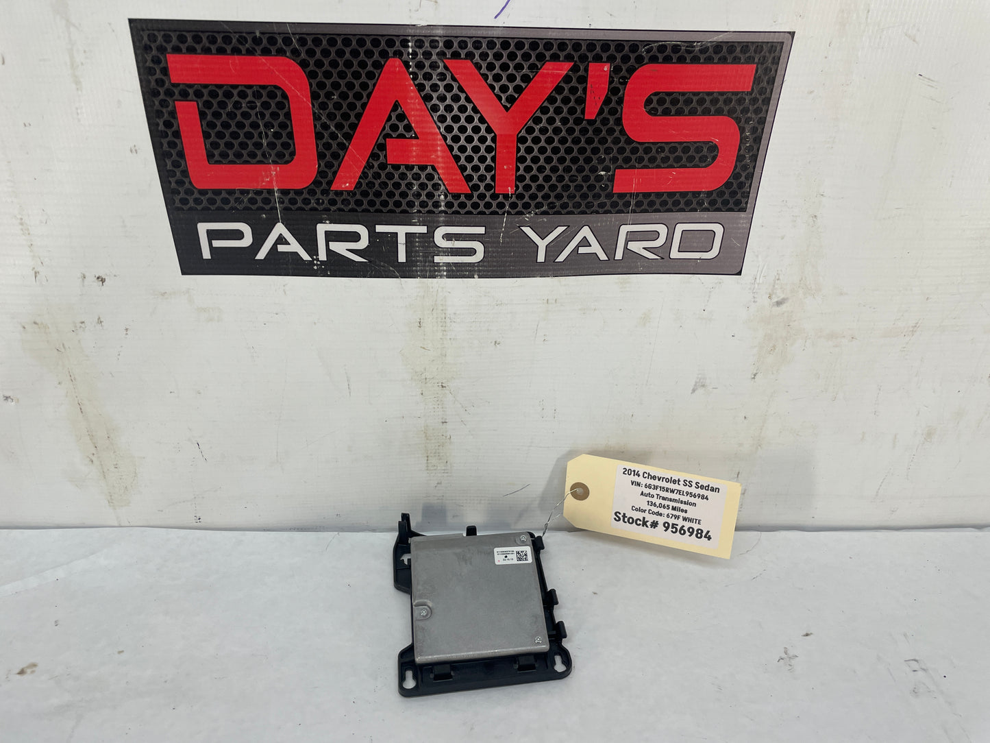 2014 Chevy SS Sedan Windshield Lane Departure Camera Module System w/ Bracket OEM - Day's Parts Yard