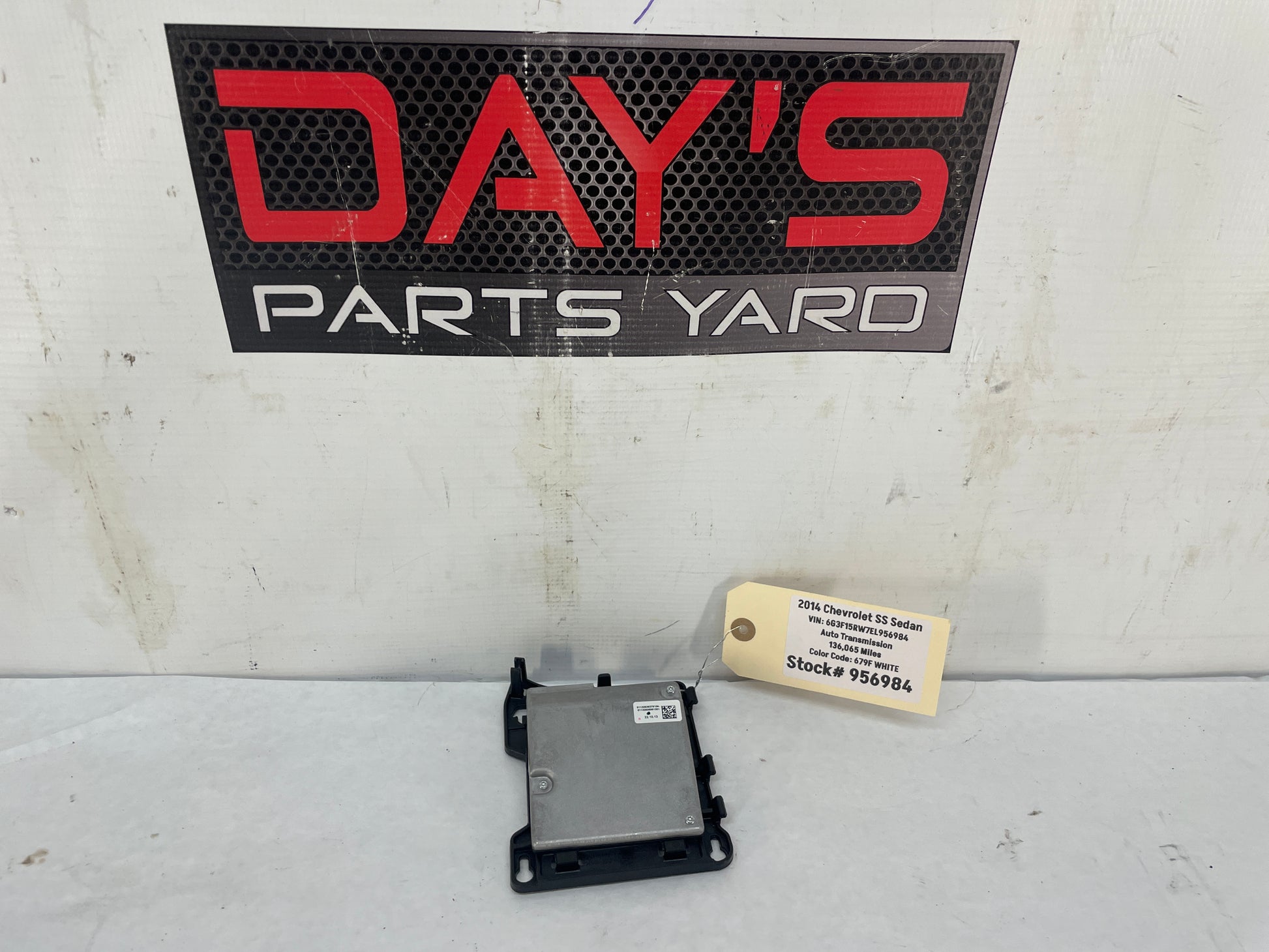 2014 Chevy SS Sedan Windshield Lane Departure Camera Module System w/ Bracket OEM - Day's Parts Yard