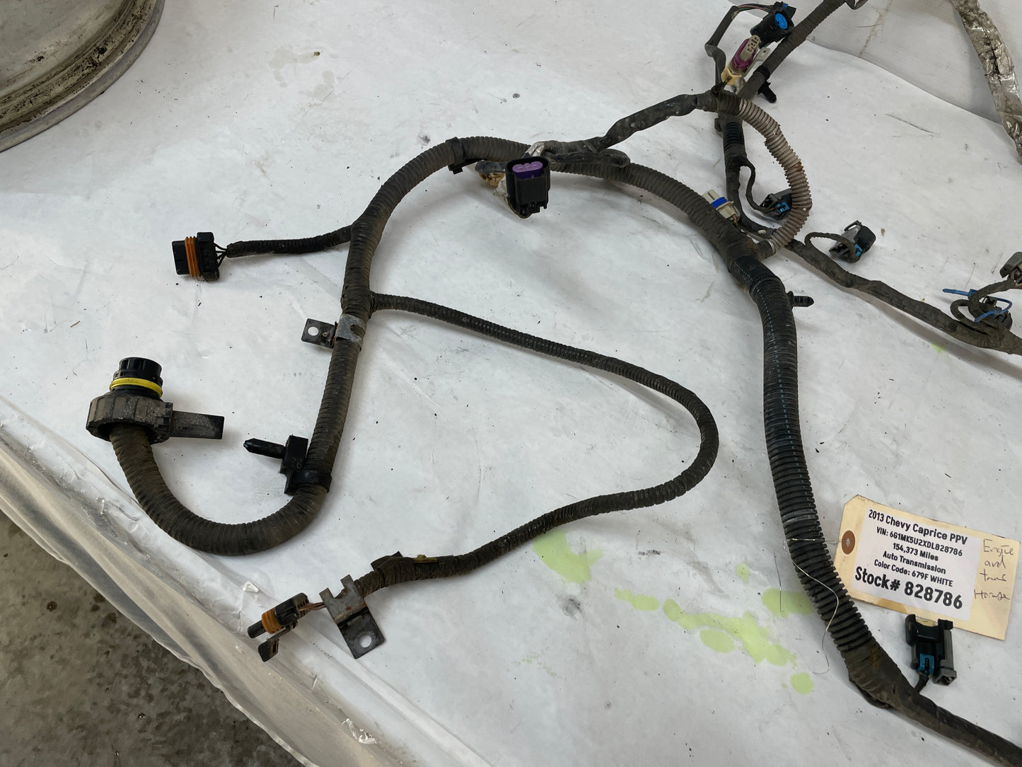 2013 Chevy Caprice PPV Engine Automatic Transmission Wire Wiring Harness OEM - Day's Parts Yard