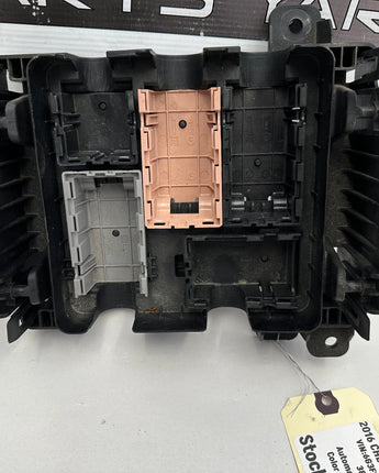 2016 Chevrolet SS Sedan Fuse Panel Retainer Block OEM