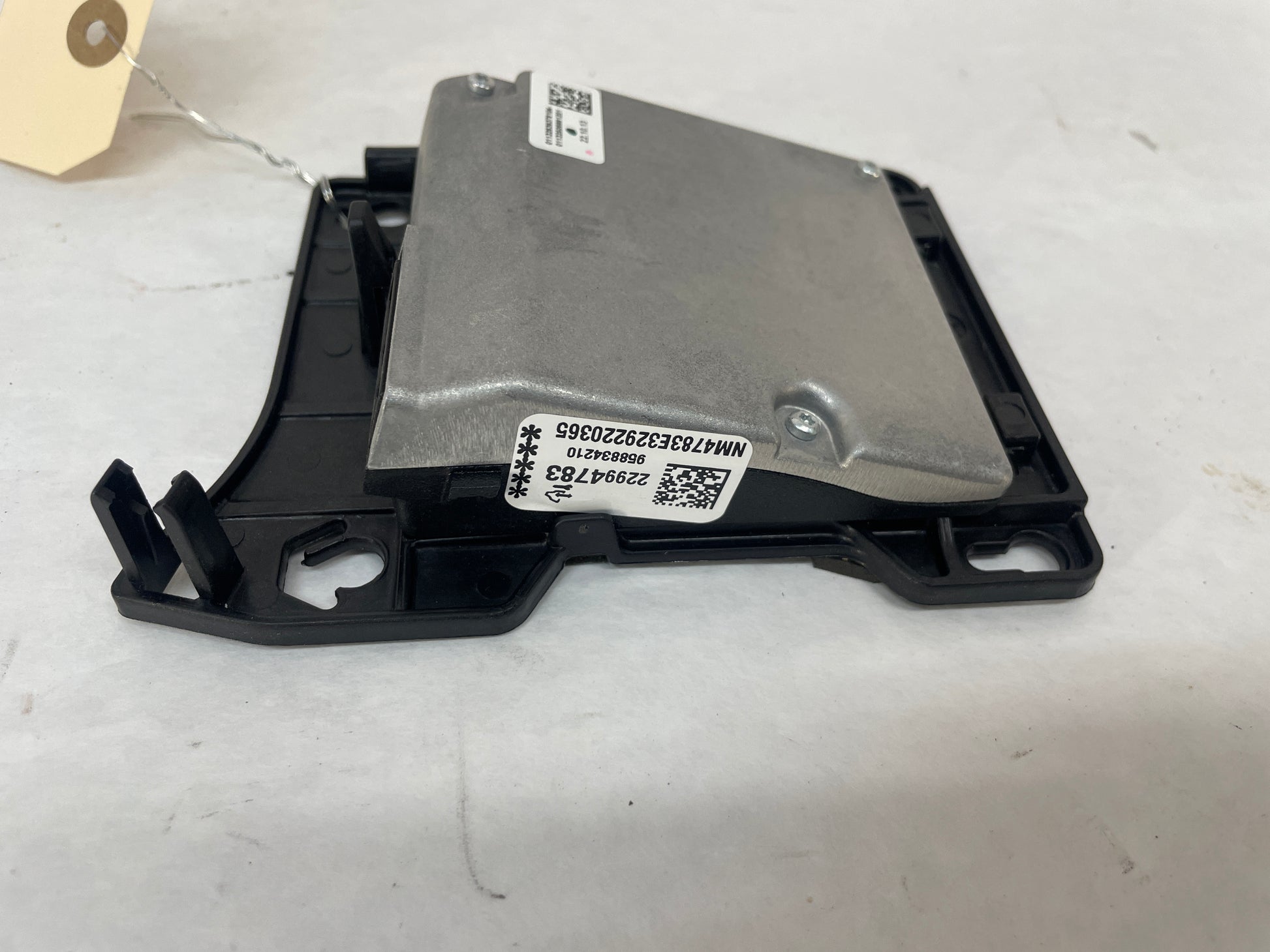 2014 Chevy SS Sedan Windshield Lane Departure Camera Module System w/ Bracket OEM - Day's Parts Yard