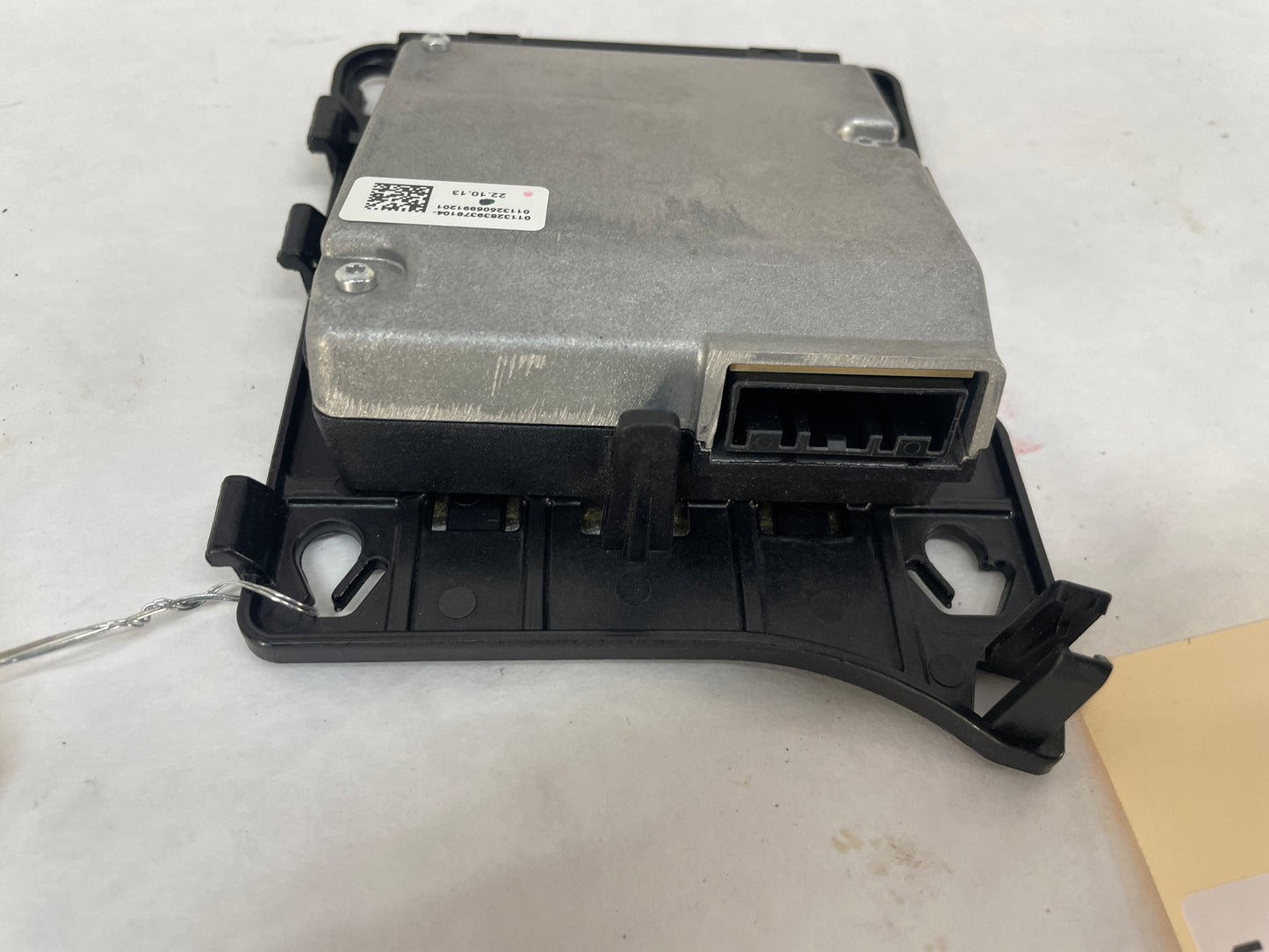 2014 Chevy SS Sedan Windshield Lane Departure Camera Module System w/ Bracket OEM - Day's Parts Yard