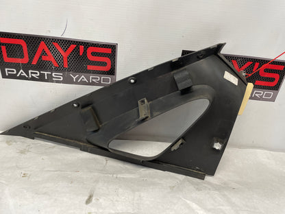 2005 Chevy Avalanche RH Passenger Inner Bed Upper Trim Triangle Sail OEM - Day's Parts Yard