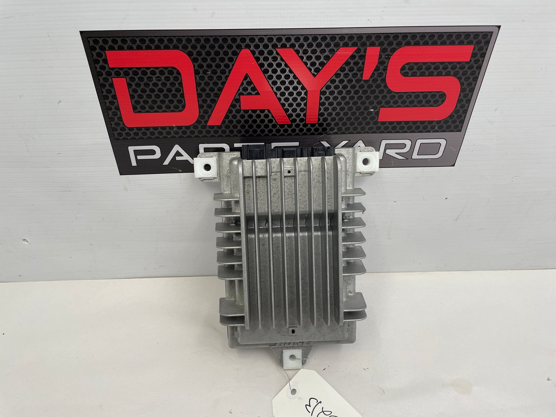 2015 Chevy SS Sedan Bose Radio Amplifier OEM - Day's Parts Yard