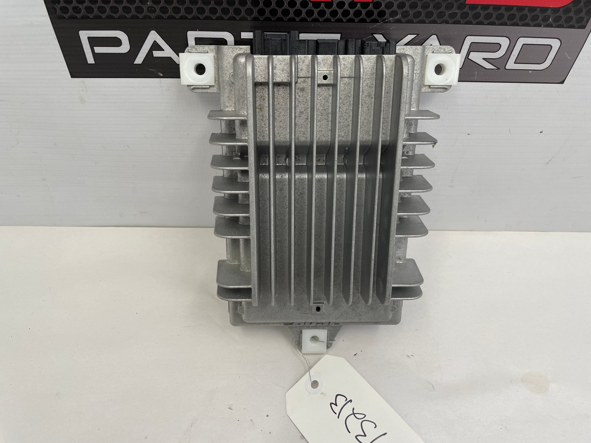 2015 Chevy SS Sedan Bose Radio Amplifier OEM - Day's Parts Yard