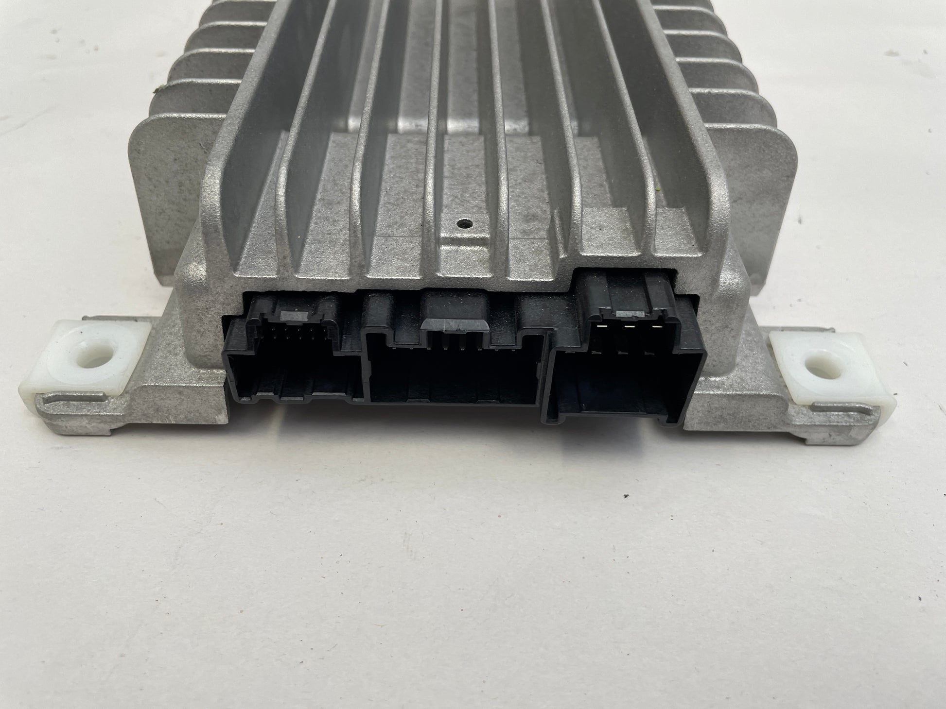 2015 Chevy SS Sedan Bose Radio Amplifier OEM - Day's Parts Yard