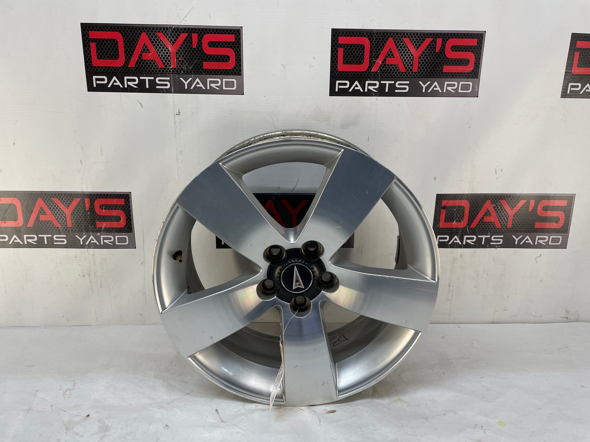 2009 Pontiac G8 GT Factory OEM 19X8 Wheel - Day's Parts Yard