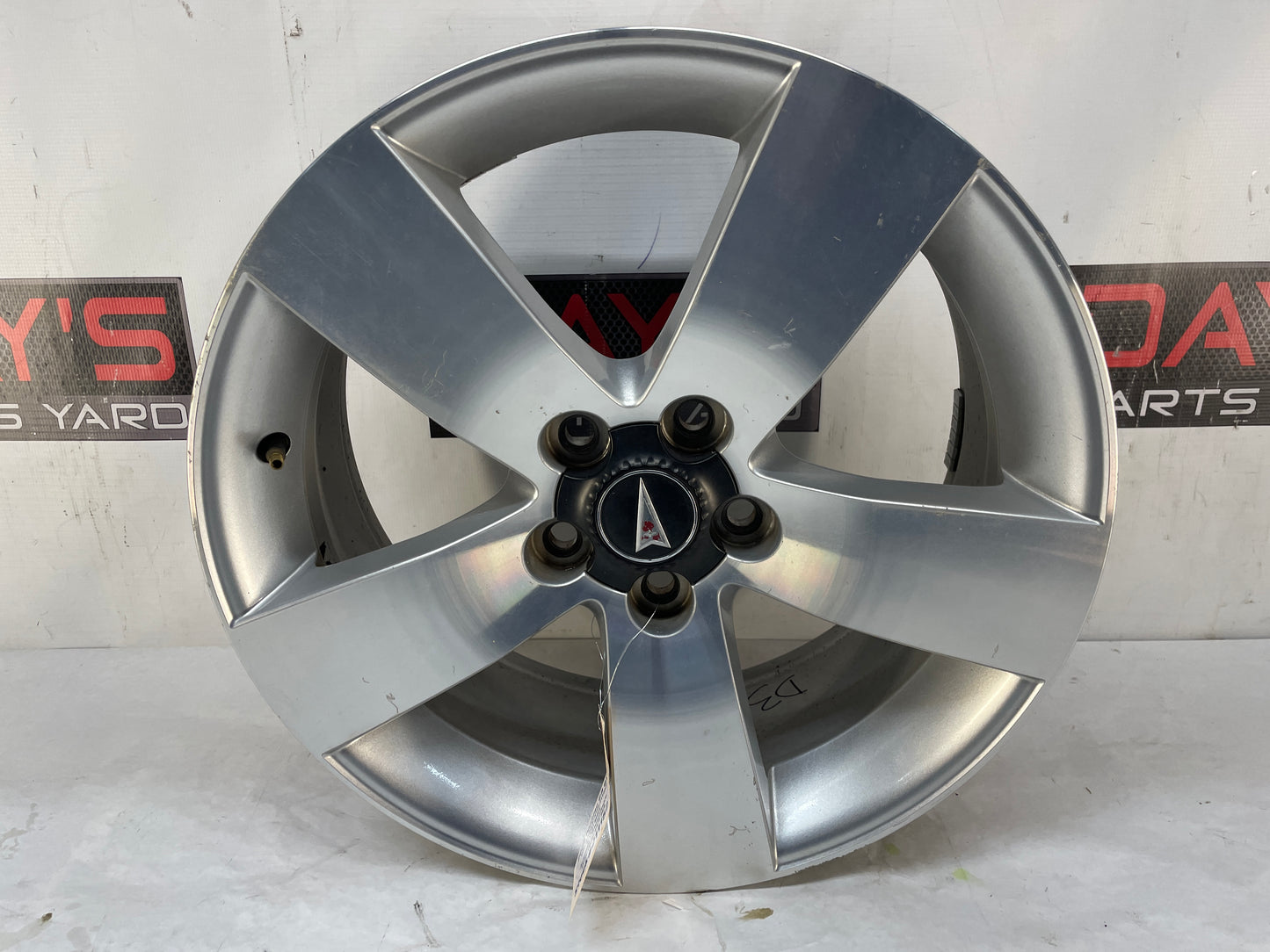 2009 Pontiac G8 GT Factory OEM 19X8 Wheel - Day's Parts Yard