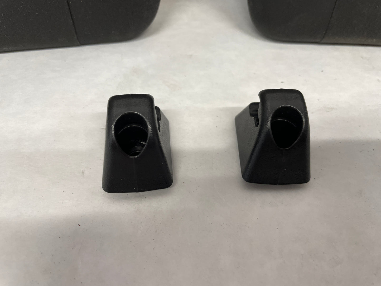 2015 Chevy Camaro SS RH & LH Sunvisors Sun Visors Shades w/ Clips OEM