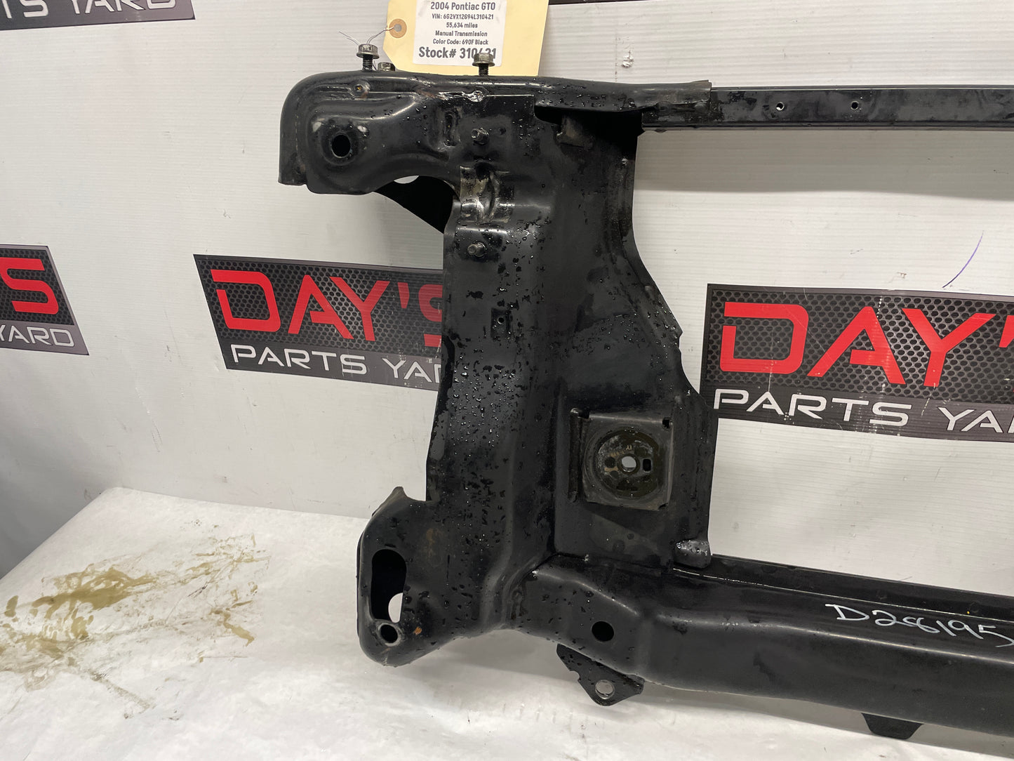 2004 Pontiac GTO Front Suspension Engine Cradle K Member Sub Frame OEM - Day's Parts Yard