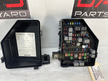 2013 Chevy Caprice PPV Engine Bay Fuse Relay Junction Box Block w/Lid OEM - Day's Parts Yard
