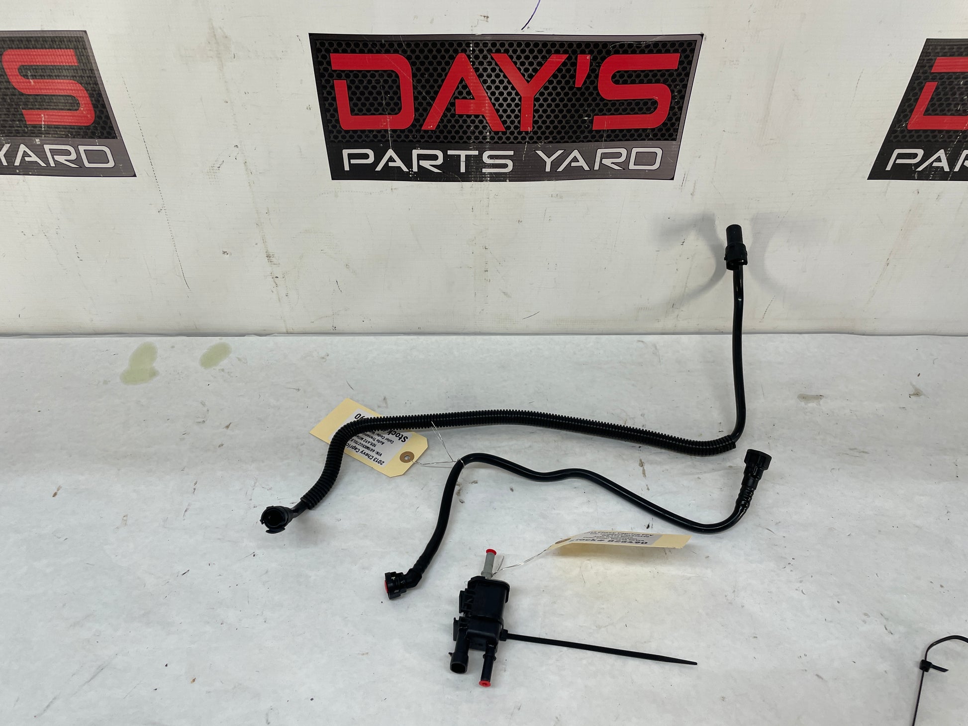 2013 Chevy Caprice PPV Intake EVAP Purge Solenoid Vacuum Lines Hoses Tubes OEM - Day's Parts Yard