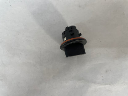 2017 Chevy SS Sedan Headlight Marker Light Socket OEM - Day's Parts Yard