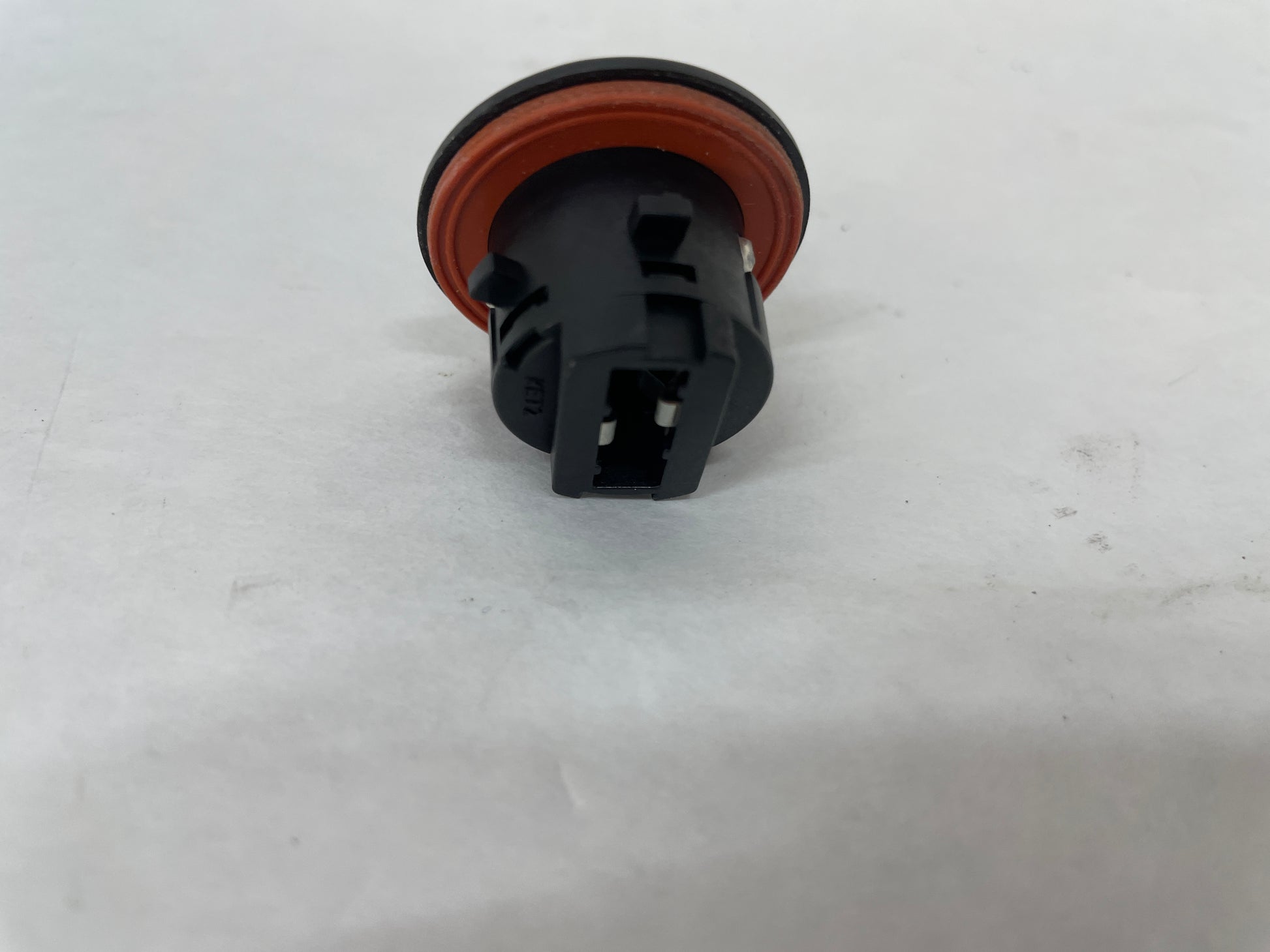 2017 Chevy SS Sedan Headlight Marker Light Socket OEM - Day's Parts Yard