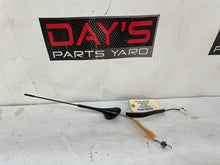 2013 Chevy Caprice PPV Radio Stereo Antenna OEM - Day's Parts Yard