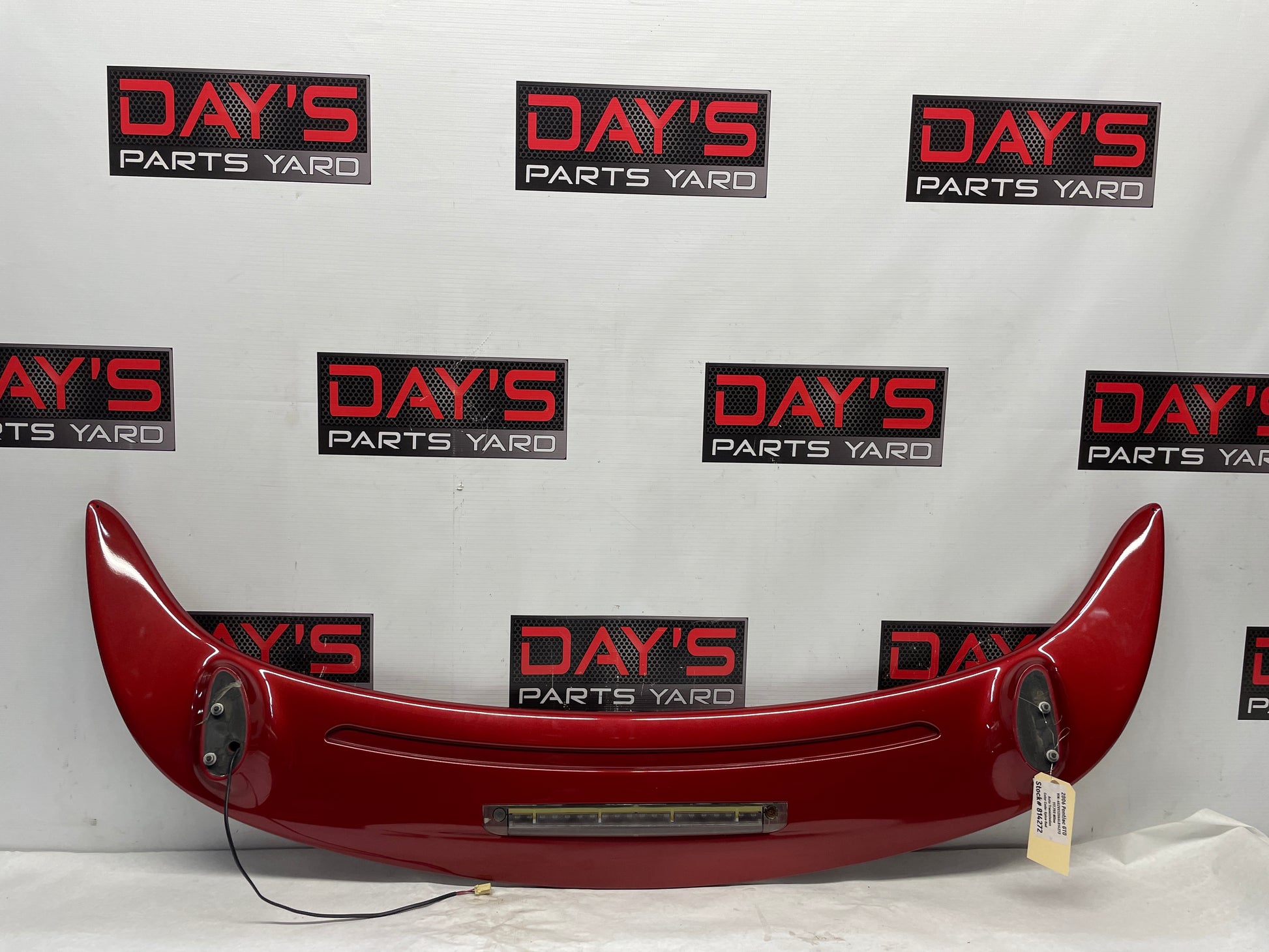 2006 Pontiac GTO Trunk Deck Lid Spoiler Wing w/ Light OEM - Day's Parts Yard