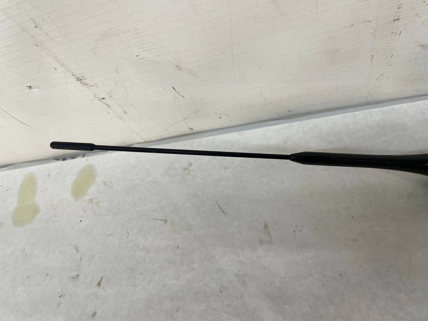 2013 Chevy Caprice PPV Radio Stereo Antenna OEM - Day's Parts Yard