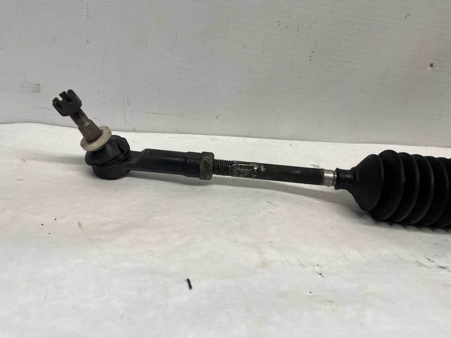 2006 Pontiac GTO Power Steering Rack and Pinion Gear Assembly OEM - Day's Parts Yard