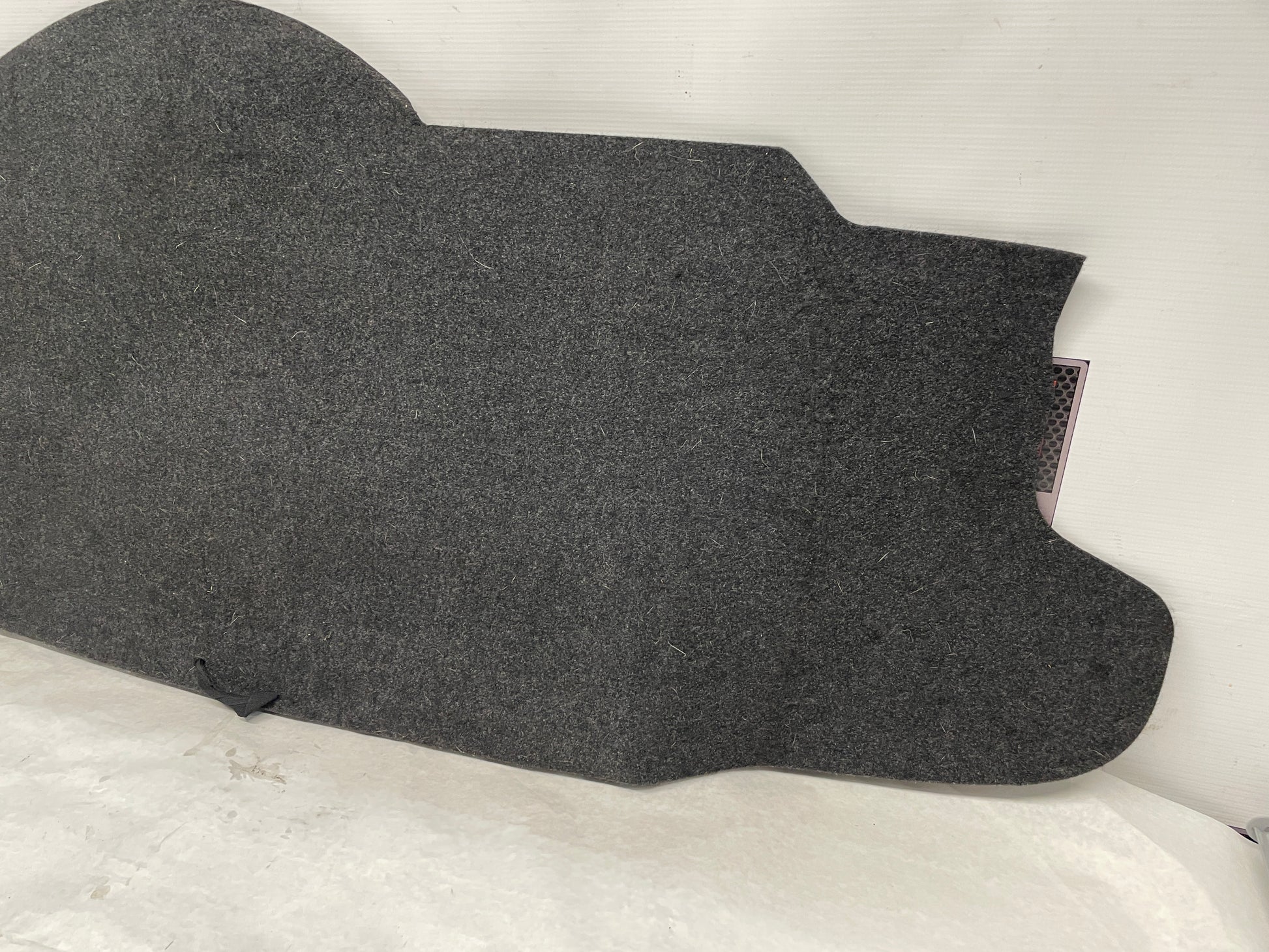 2006 Pontiac GTO Spare Wheel Tire Trunk Carpet Cargo Cover OEM - Day's Parts Yard