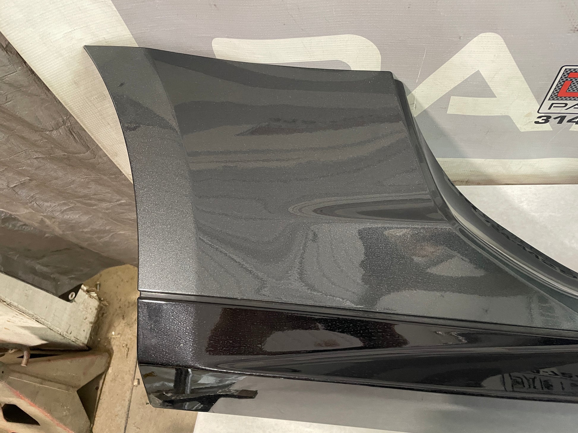 2018 Chevy Camaro ZL1 RH Passenger Rocker Molding Panel Black OEM - Day's Parts Yard