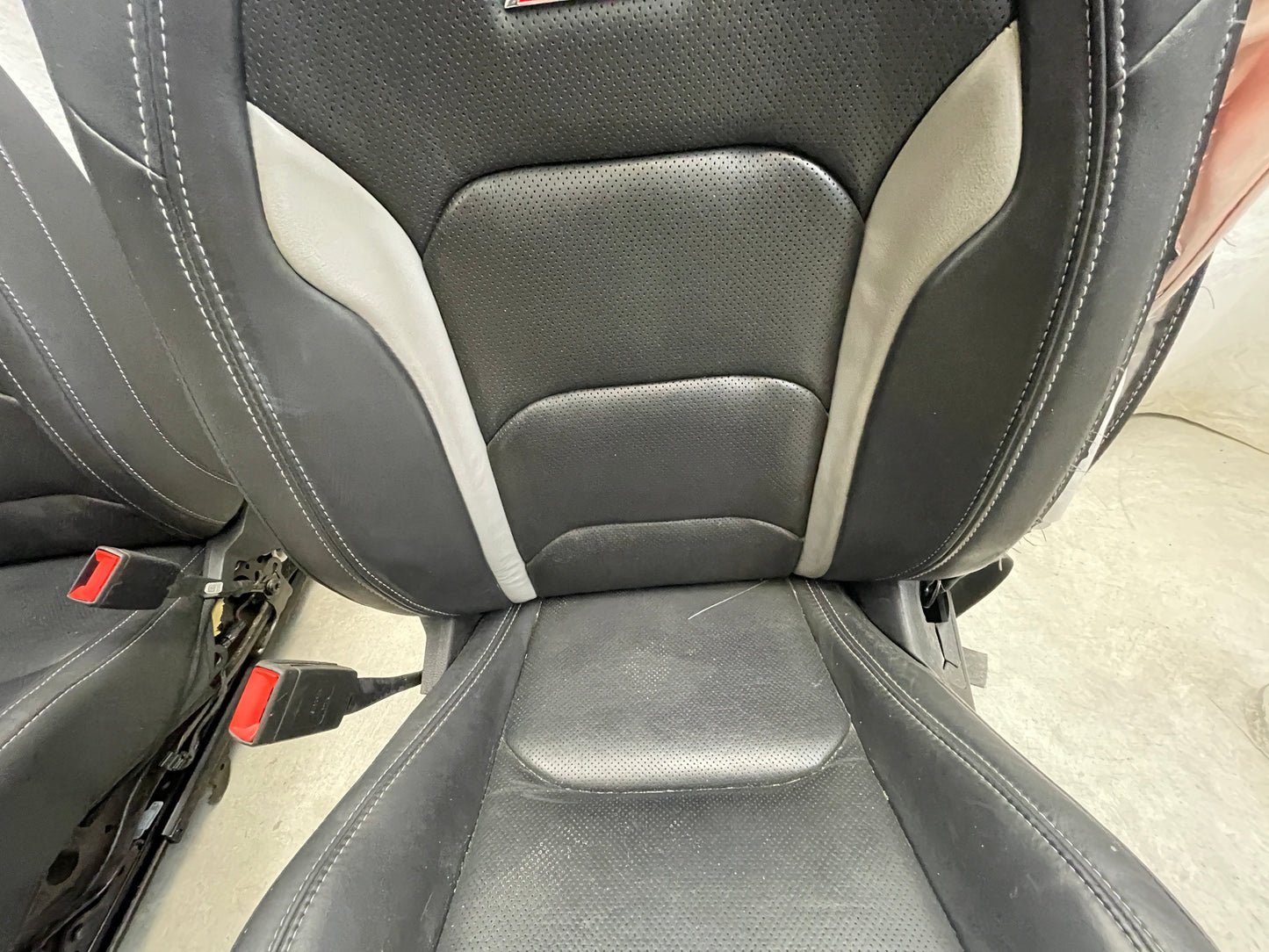 2019 Chevy Camaro SS Seats Front and Rear OEM