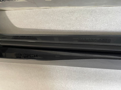 2018 Chevy Camaro ZL1 RH Passenger Rocker Molding Panel Black OEM - Day's Parts Yard