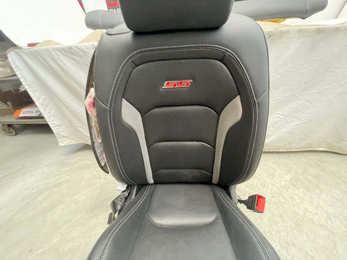 2019 Chevy Camaro SS Seats Front and Rear OEM