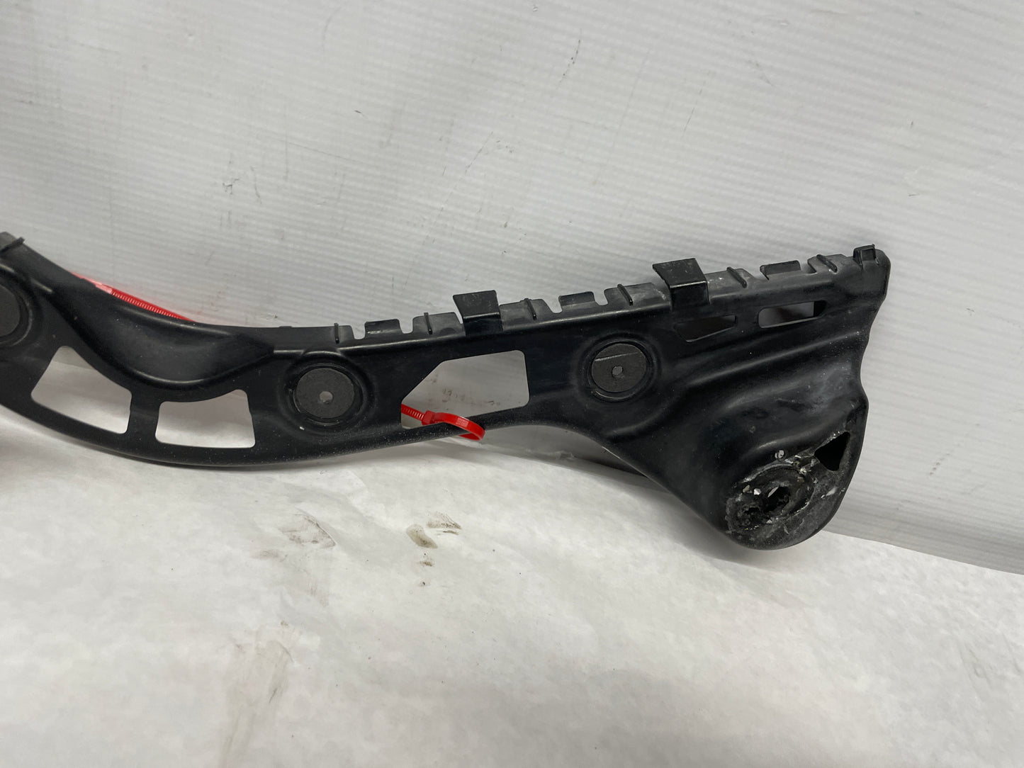 2015 Chevy SS Sedan LH Driver Rear Bumper Brackets Guides OEM - Day's Parts Yard