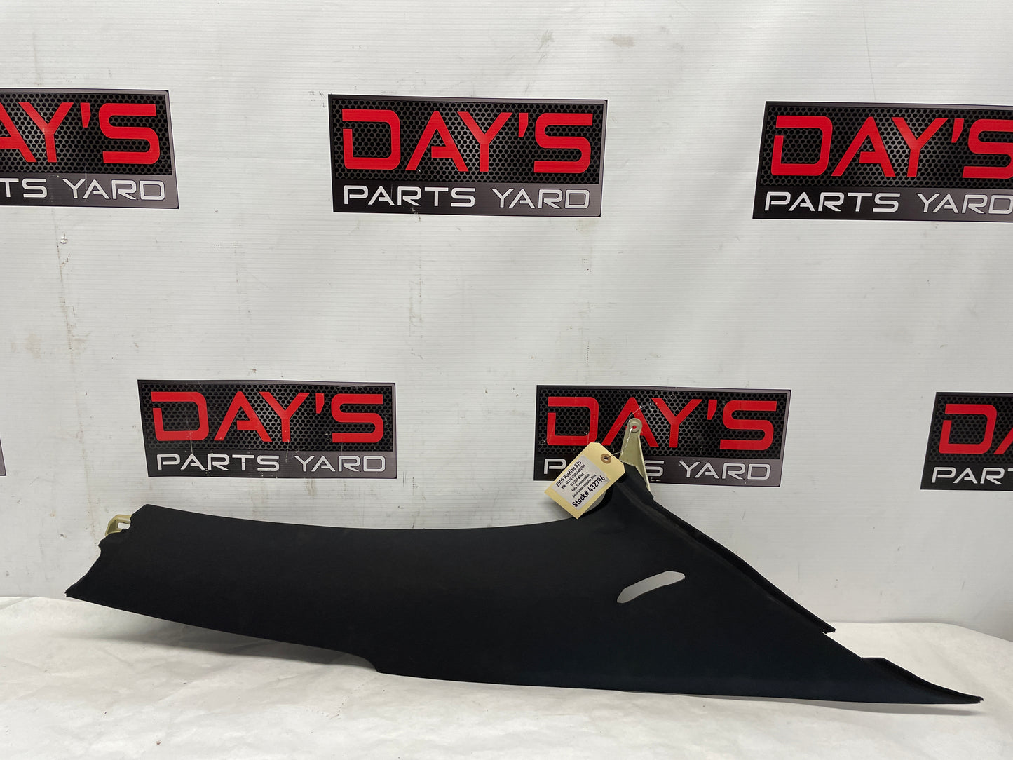 2005 Pontiac GTO LH Driver Rear Interior C Pillar Seat Belt Cover Trim Panel OEM