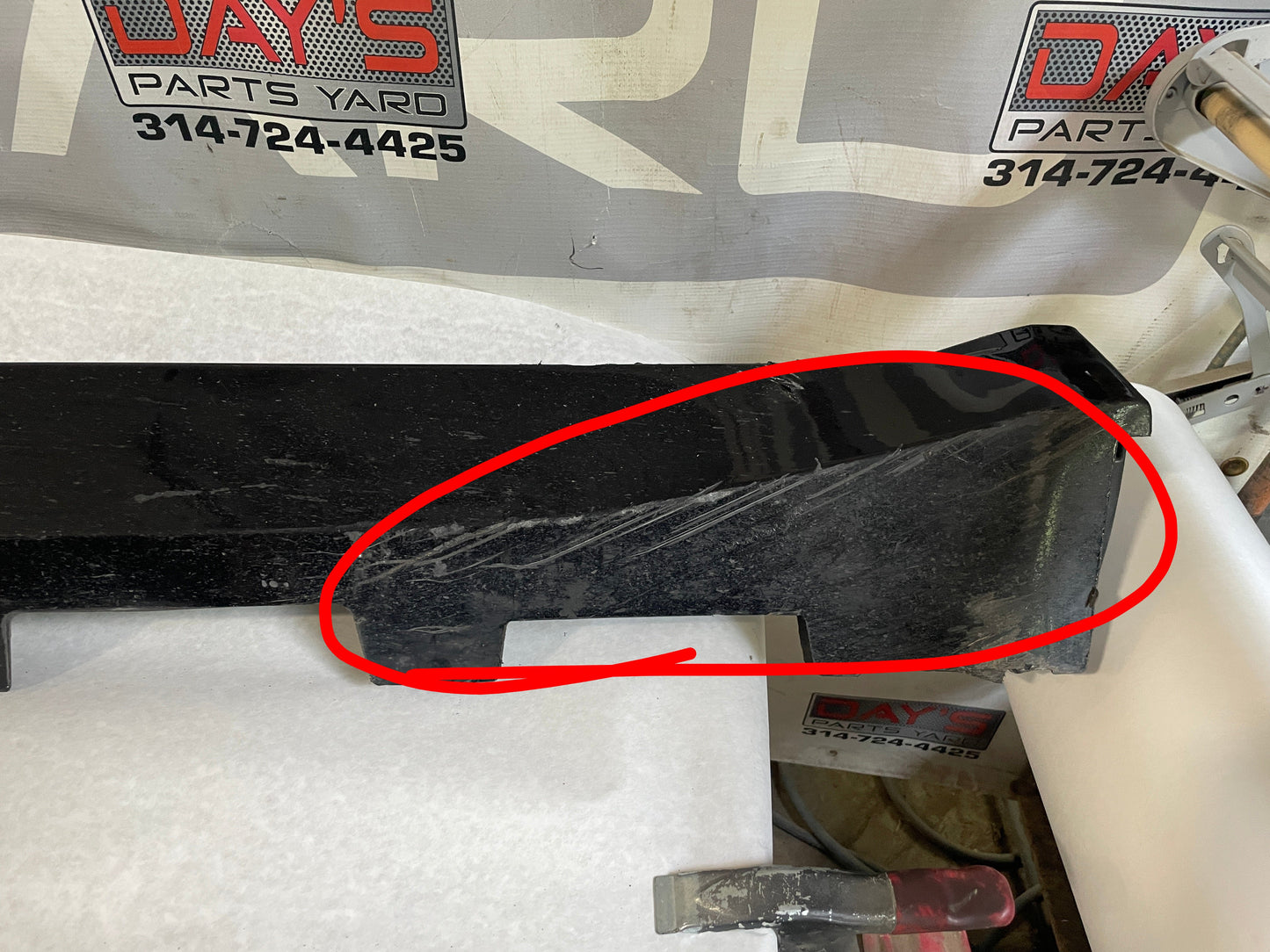 2018 Chevy Camaro ZL1 RH Passenger Rocker Molding Panel Black OEM - Day's Parts Yard