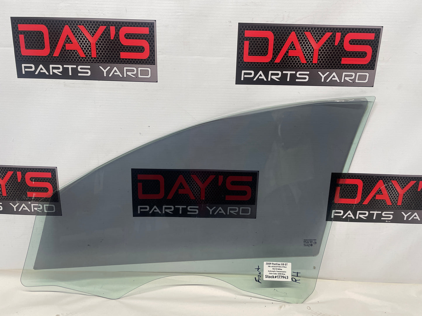 2009 Pontiac G8 GT Front RH Passenger Door Window Glass OEM - Day's Parts Yard