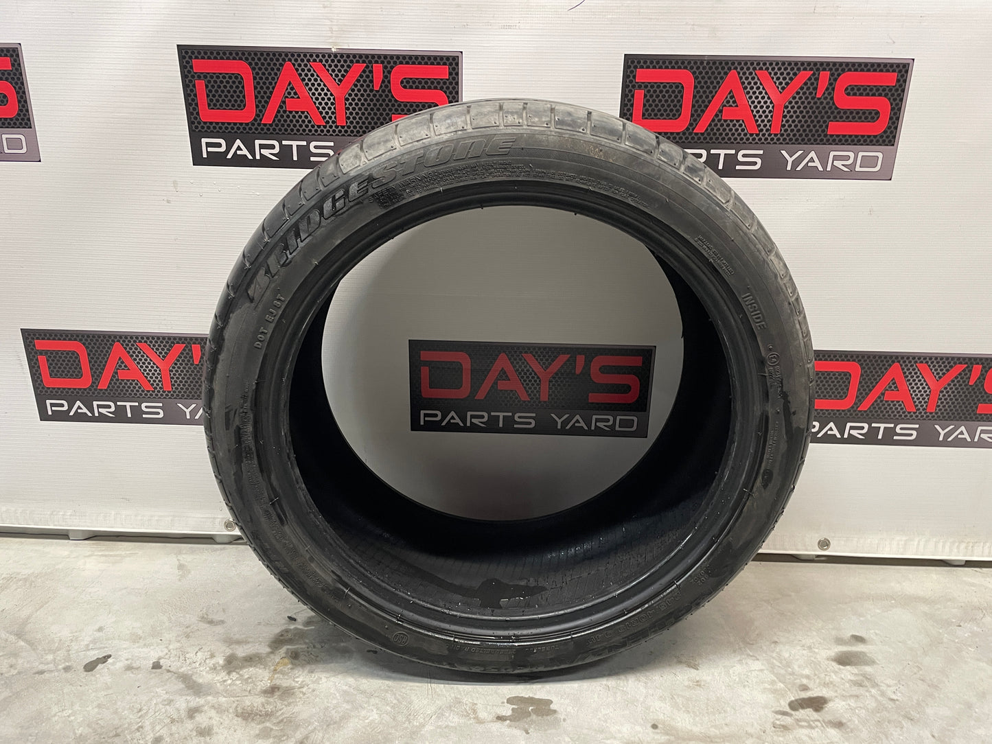 Bridgestone Potenza RE050 245/40R19