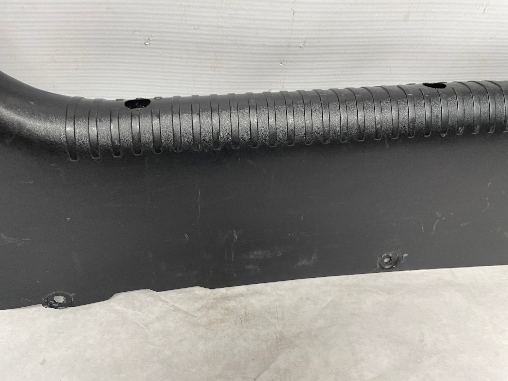 2006 Pontiac GTO Trunk Interior Wall Plastic Cover Trim Rear End Panel  OEM - Day's Parts Yard