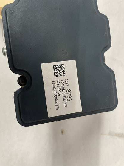 2015 Chevy SS Sedan ABS Brake Pump Assembly OEM - Day's Parts Yard