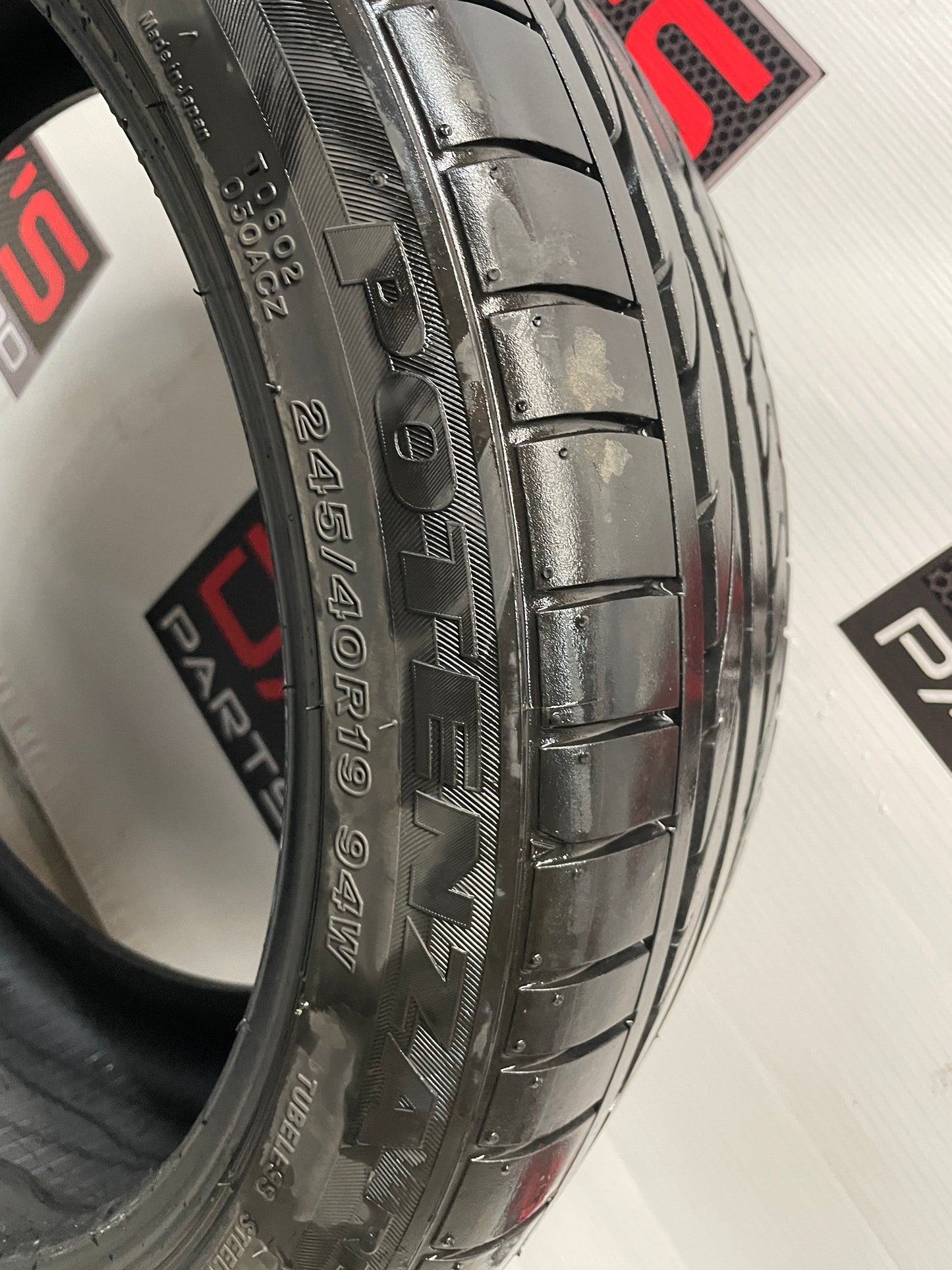 Bridgestone Potenza RE050 245/40R19