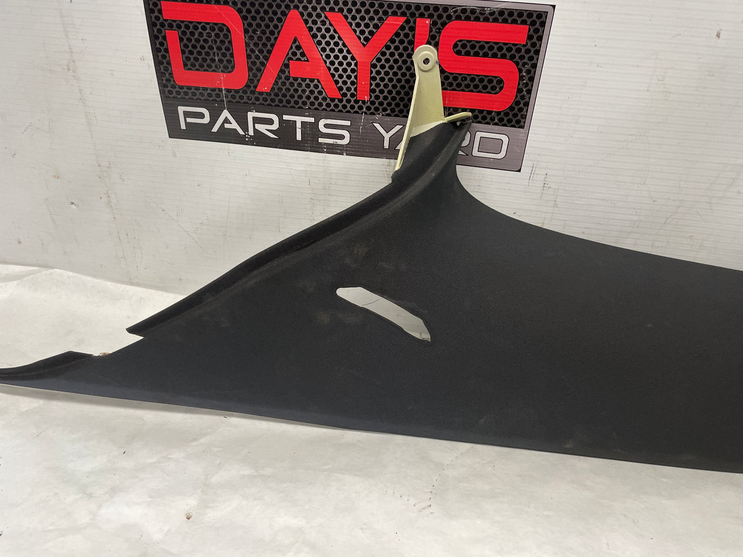 2005 Pontiac GTO RH Passenger Rear Interior C Pillar Seat Belt Cover Trim Panel OEM