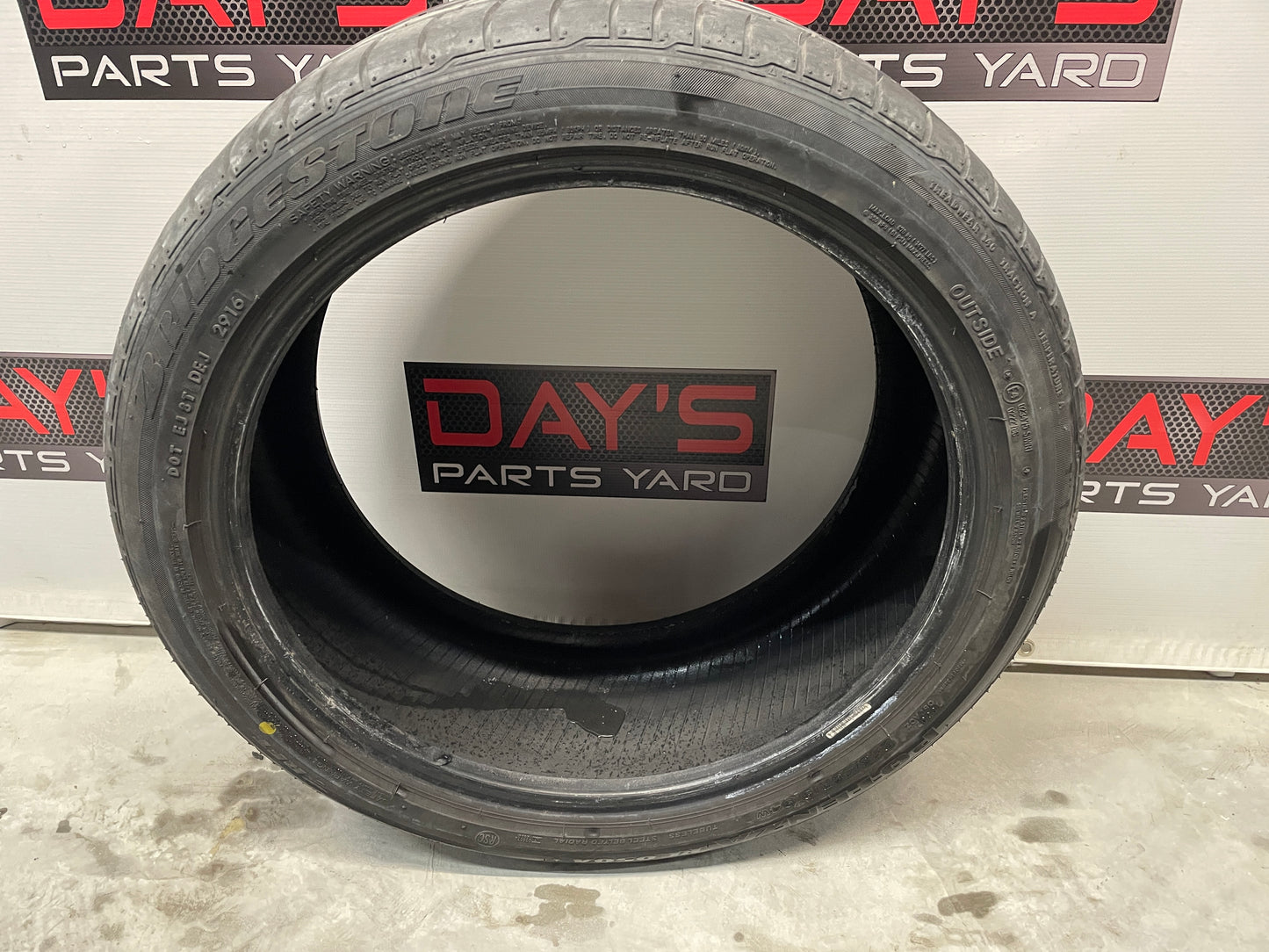 Bridgestone Potenza RE050 245/40R19