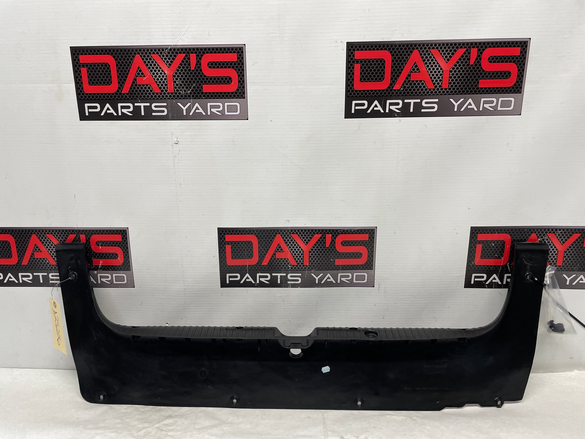 2006 Pontiac GTO Trunk Interior Wall Plastic Cover Trim Rear End Panel  OEM - Day's Parts Yard