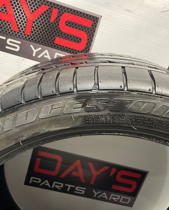 Bridgestone Potenza RE050A 275/35R19 Tire