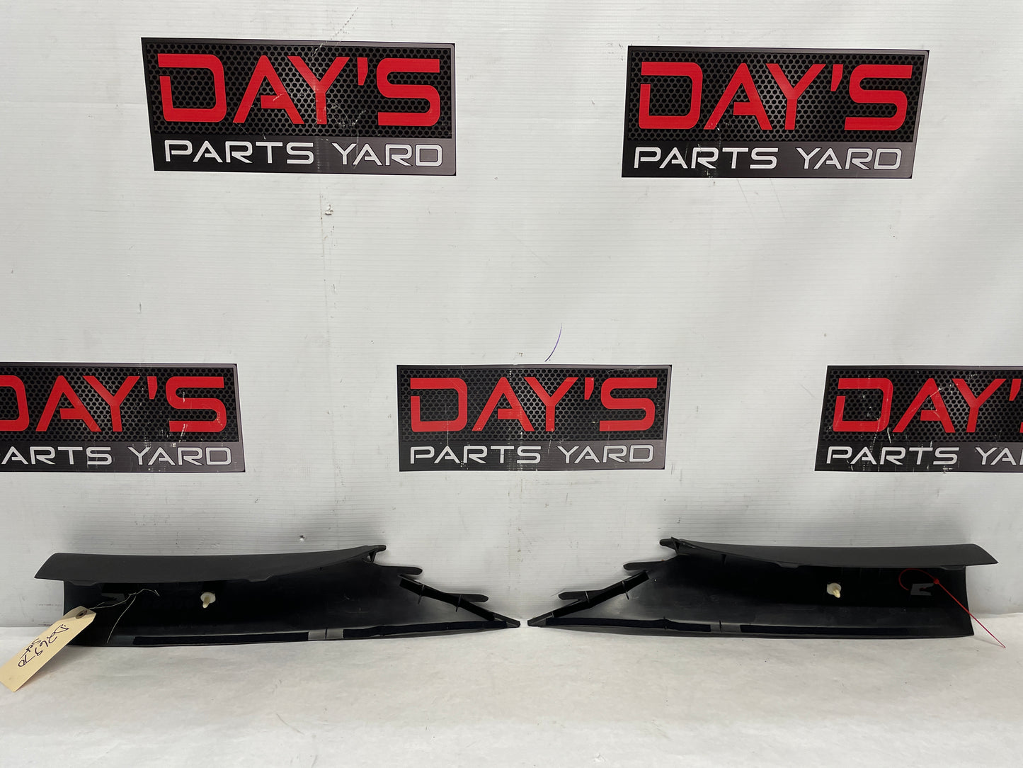 2015 Chevy Camaro SS RH & LH Interior A Pillar Windshield Trim OEM