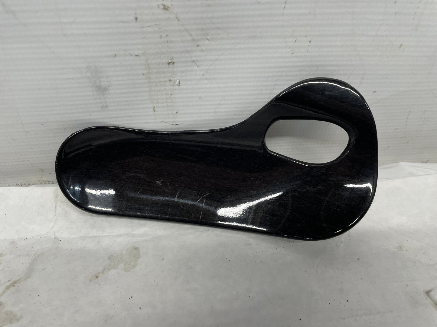 2005 Chevy Avalanche Front and Rear Exterior Door Handle Trim OEM - Day's Parts Yard