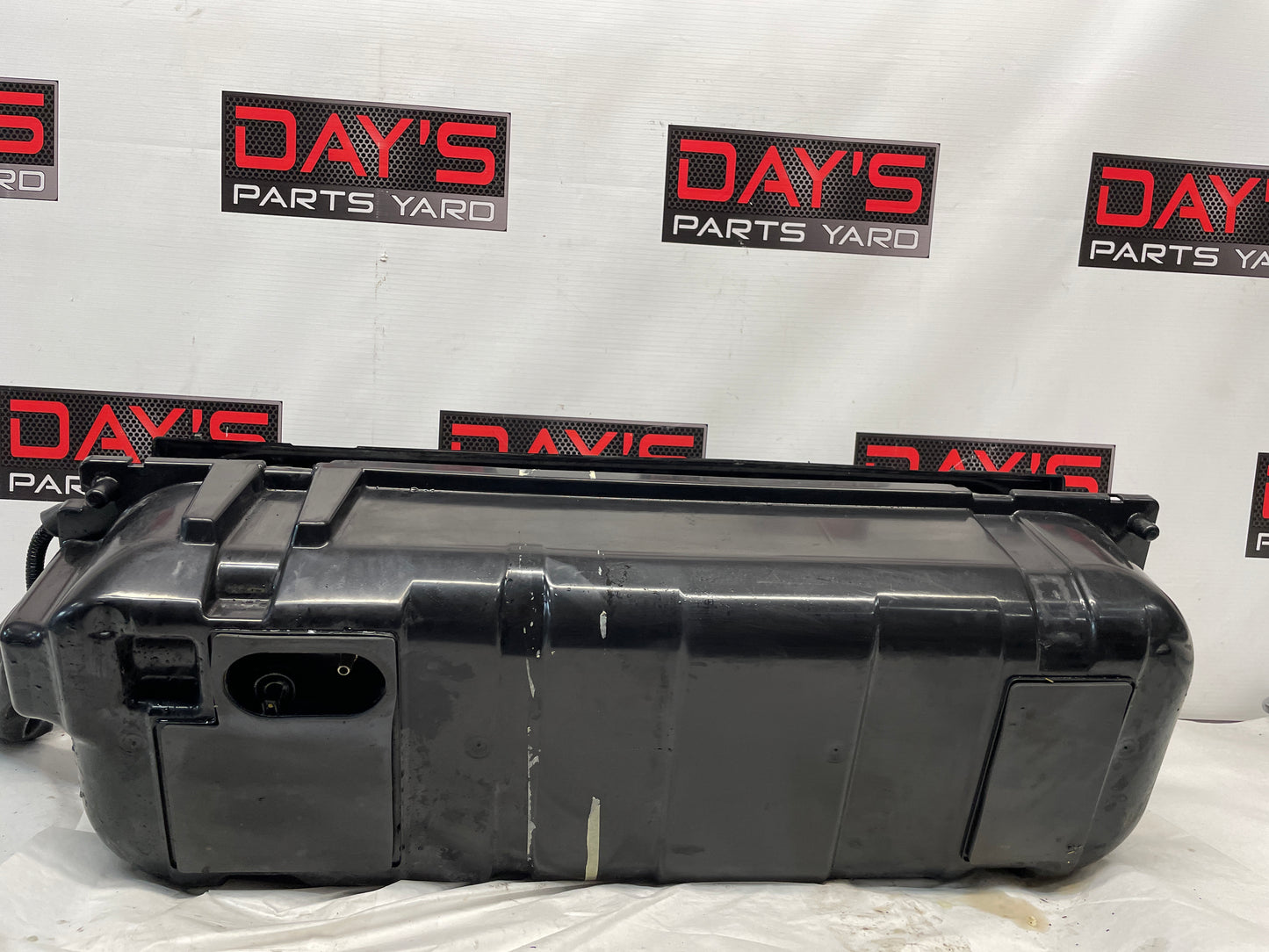 2005 Pontiac GTO Fuel Gas Tank Assembly OEM