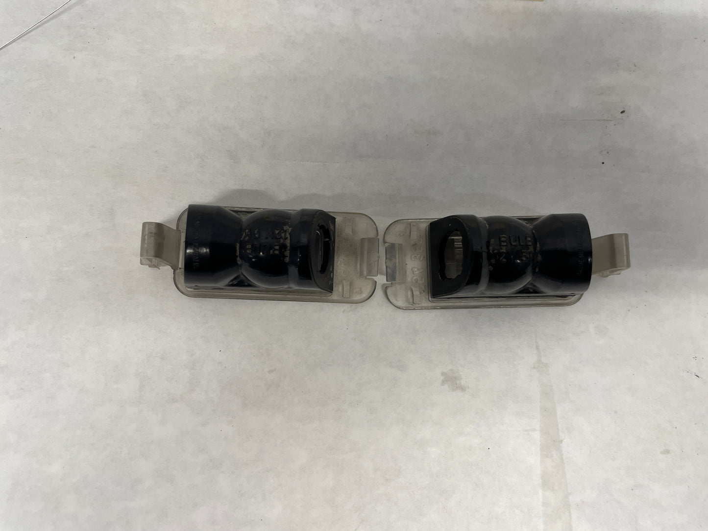 2006 Pontiac License Plate Tag Light Lamp Set OEM - Day's Parts Yard