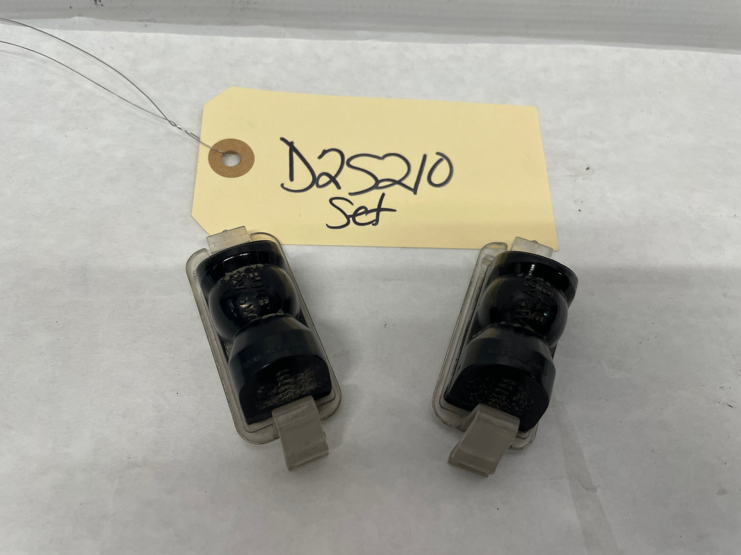 2006 Pontiac License Plate Tag Light Lamp Set OEM - Day's Parts Yard