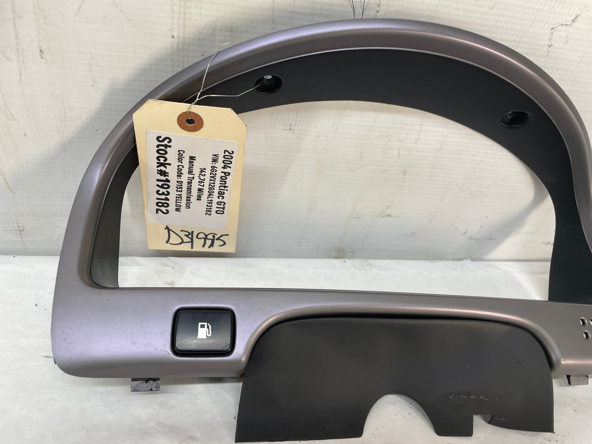 2004 Pontiac GTO Speedometer Gauge Cluster Bezel Trim Panel OEM - Day's Parts Yard
