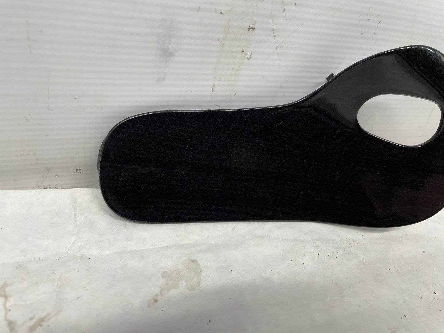 2005 Chevy Avalanche Front and Rear Exterior Door Handle Trim OEM - Day's Parts Yard