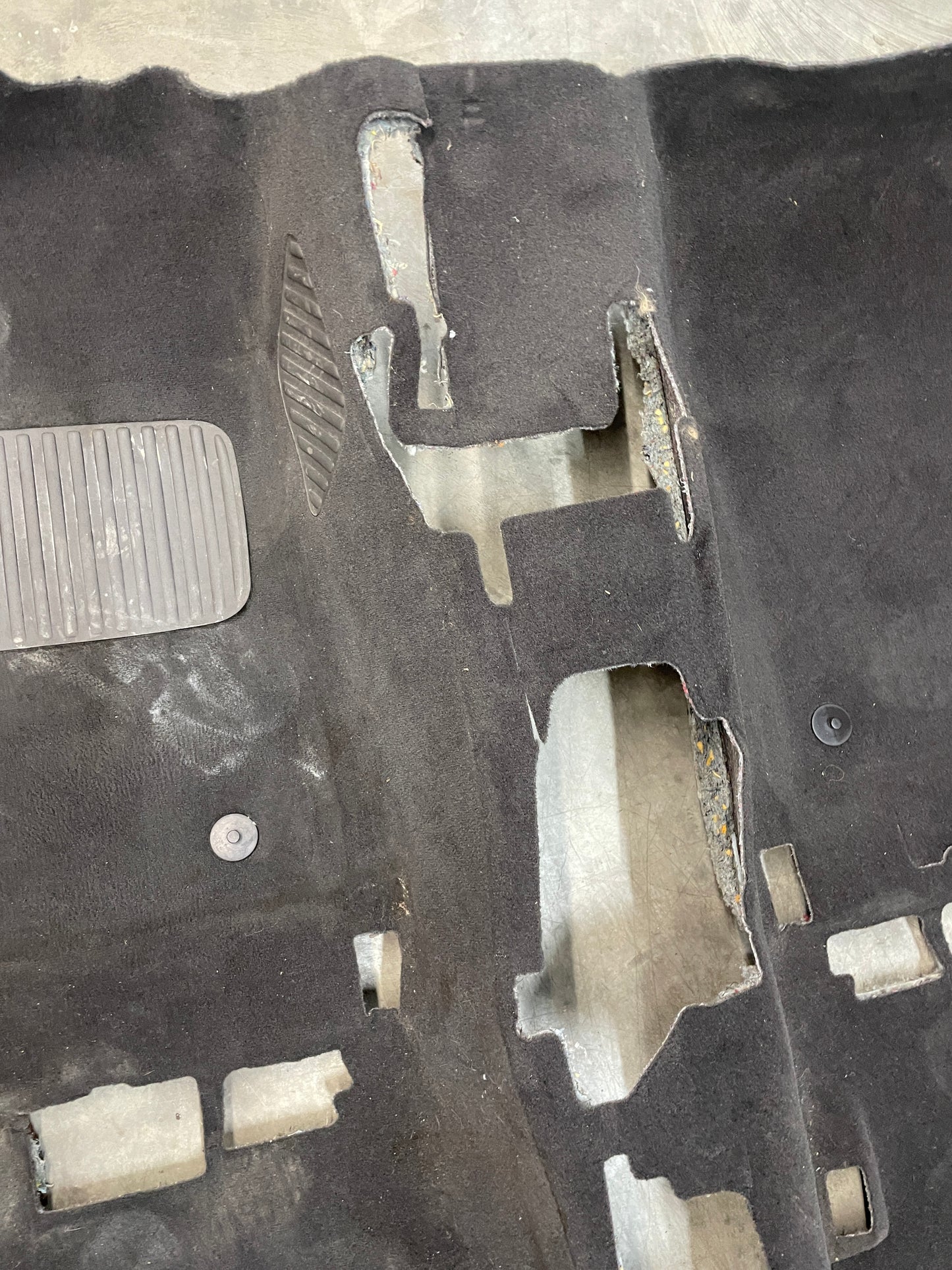 2015 Chevy SS Sedan Complete Floor Panel Carpet OEM - Day's Parts Yard