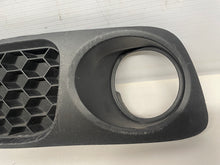 2009 Pontiac G8 GT LH Driver Front Bumper Lower Fog Light Grill Grille OEM - Day's Parts Yard