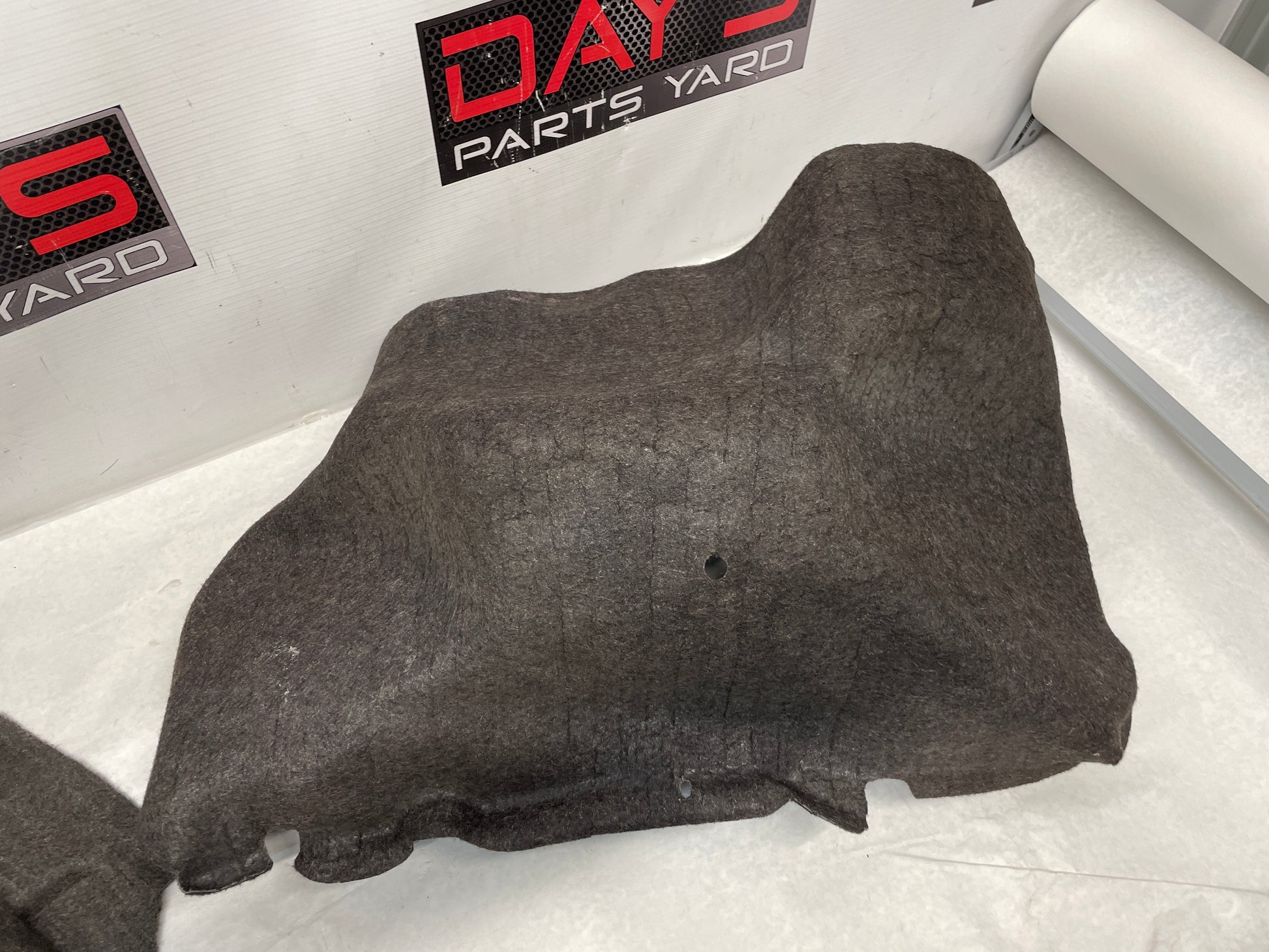 2006 Pontiac GTO RH and LH Interior Trunk Quarter Side Trim Carpet Liners OEM - Day's Parts Yard